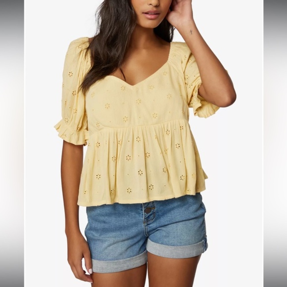 O’Neill - Eyelet Short-Sleeve Top - Size XS
